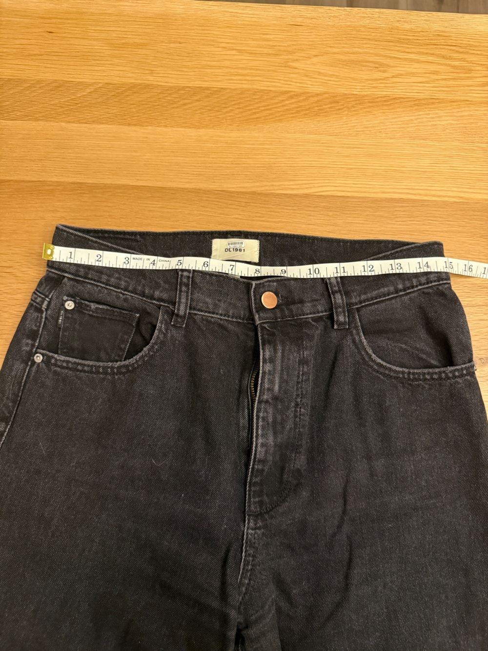 DL1961 Women's Black Wide-Leg Distressed Hem Jeans - Picture 5 of 7